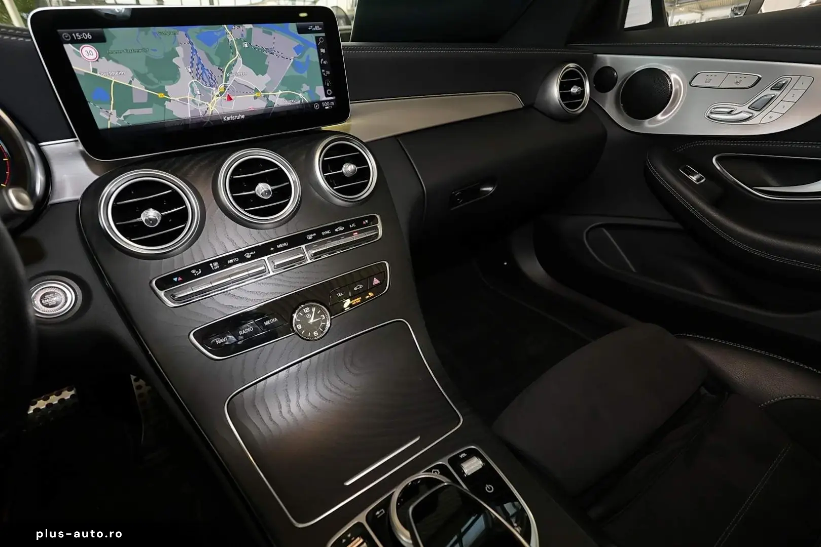 MERCEDES-BENZ C 300 4M Cabriolet AMG TOTWINKEL MEMORY LED 19