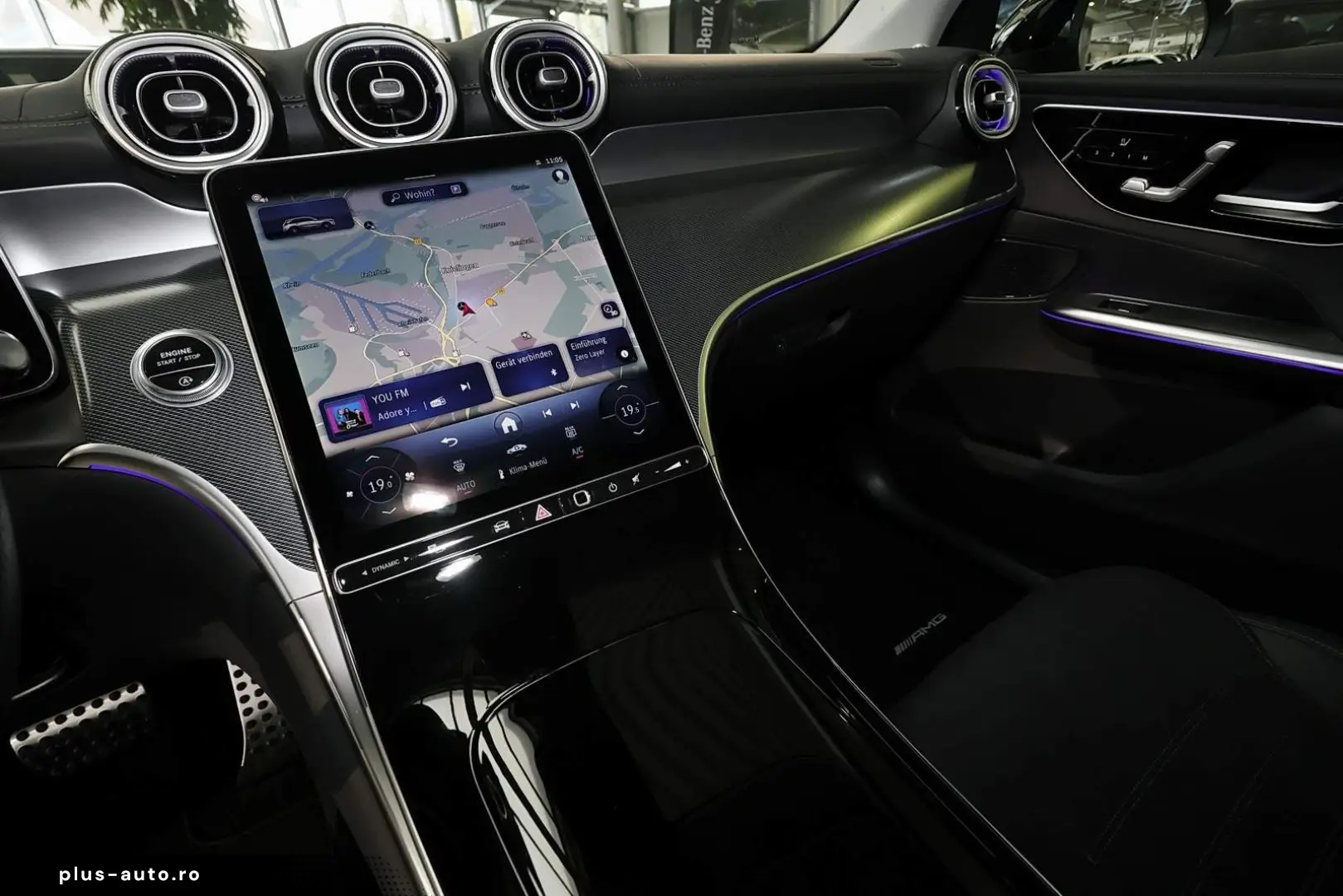 MERCEDES-BENZ GLC 200 4M AMG PANO TOTWINKEL MEMORY 360  19