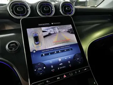 MERCEDES-BENZ GLC 200 4M AMG PANO TOTWINKEL MEMORY 360  19