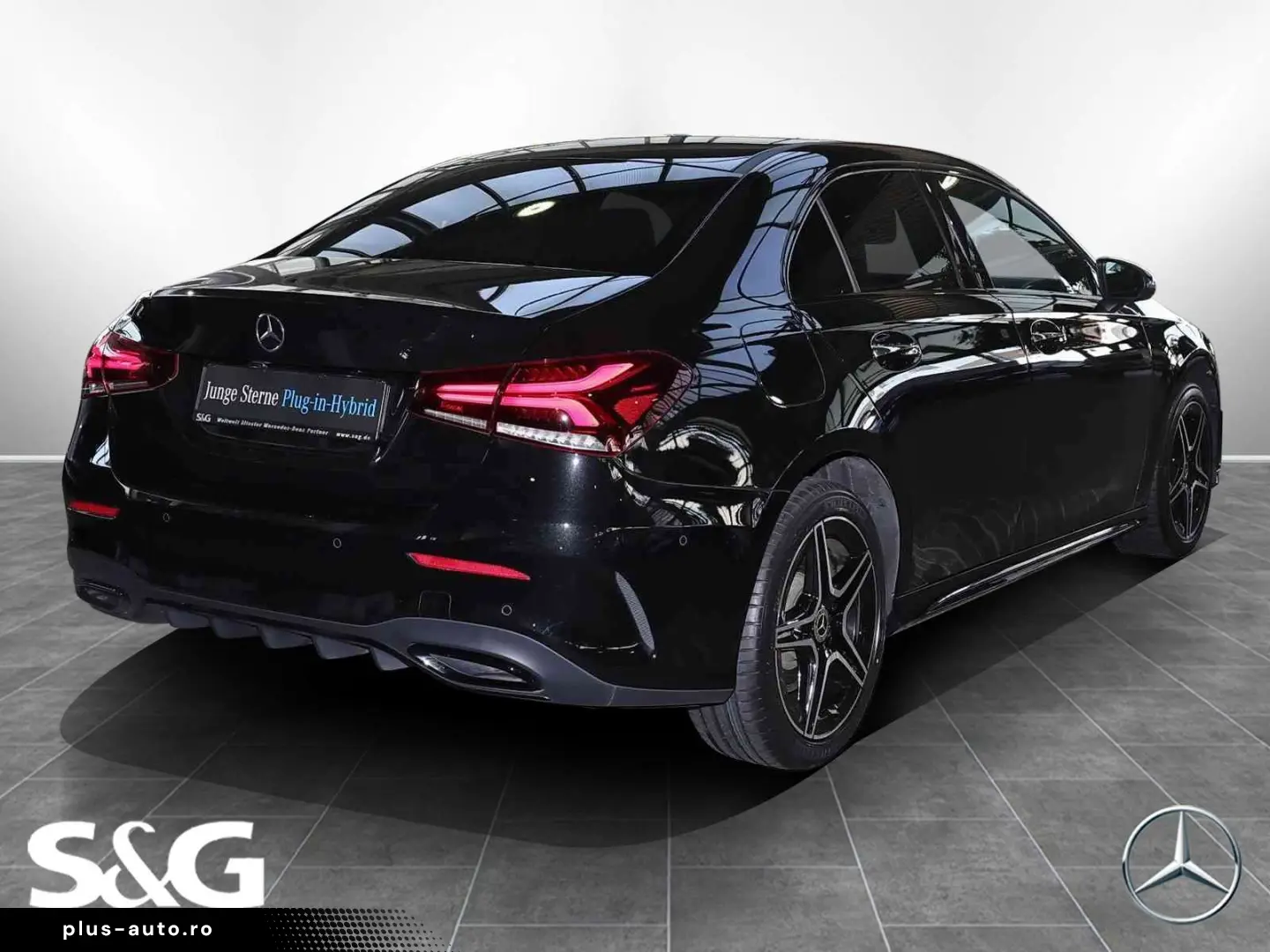 MERCEDES-BENZ A 250 e AMG HEADUP DISTRONIC BURMESTER LED 18