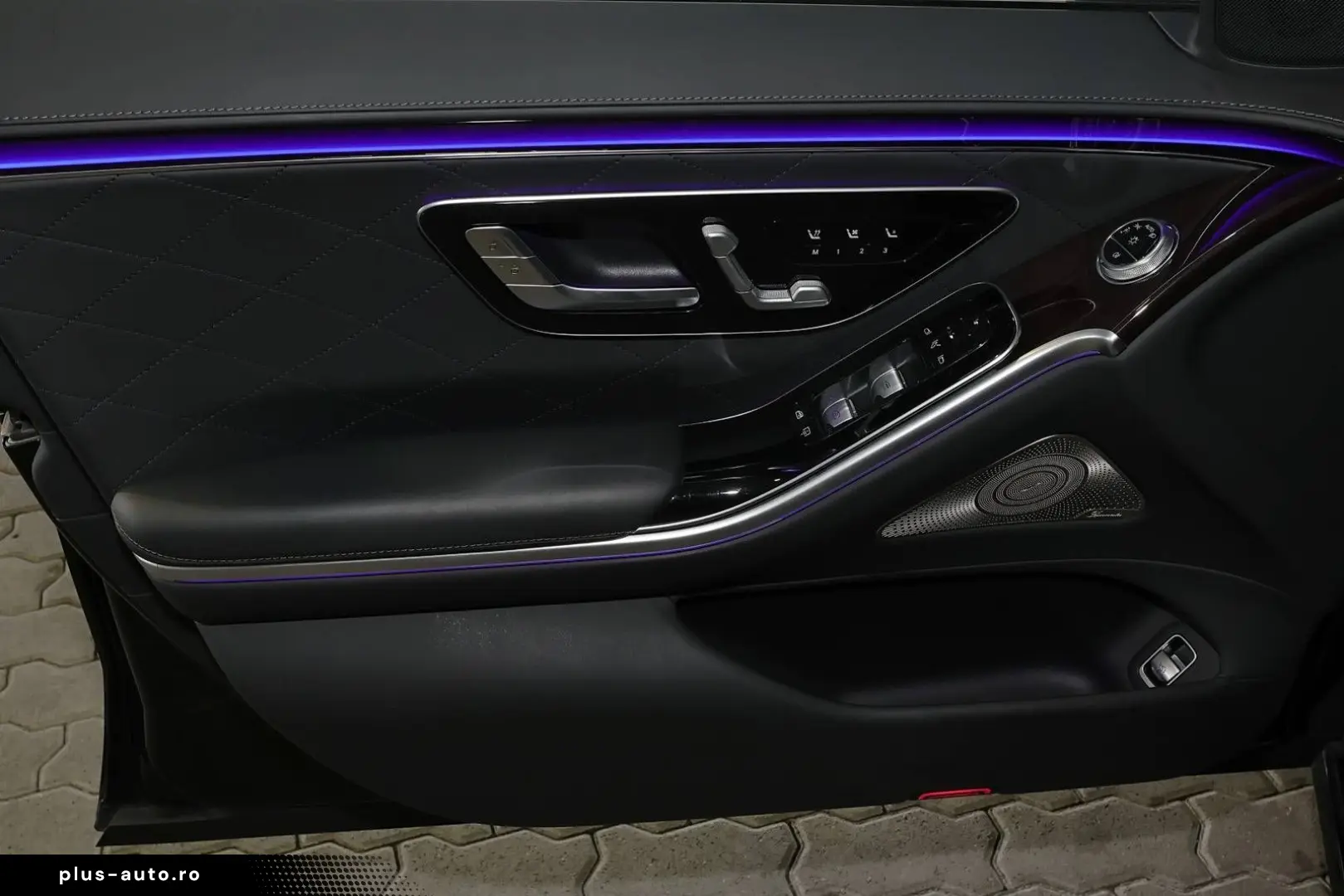 MERCEDES-BENZ S 400 d 4MATIC AHK PANORAMA DISTRONIC 360  19