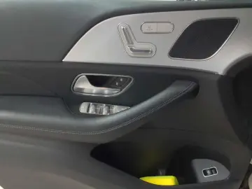 MERCEDES-BENZ GLE 350 de 4M-Beam AssiPL PANO 4SHZ