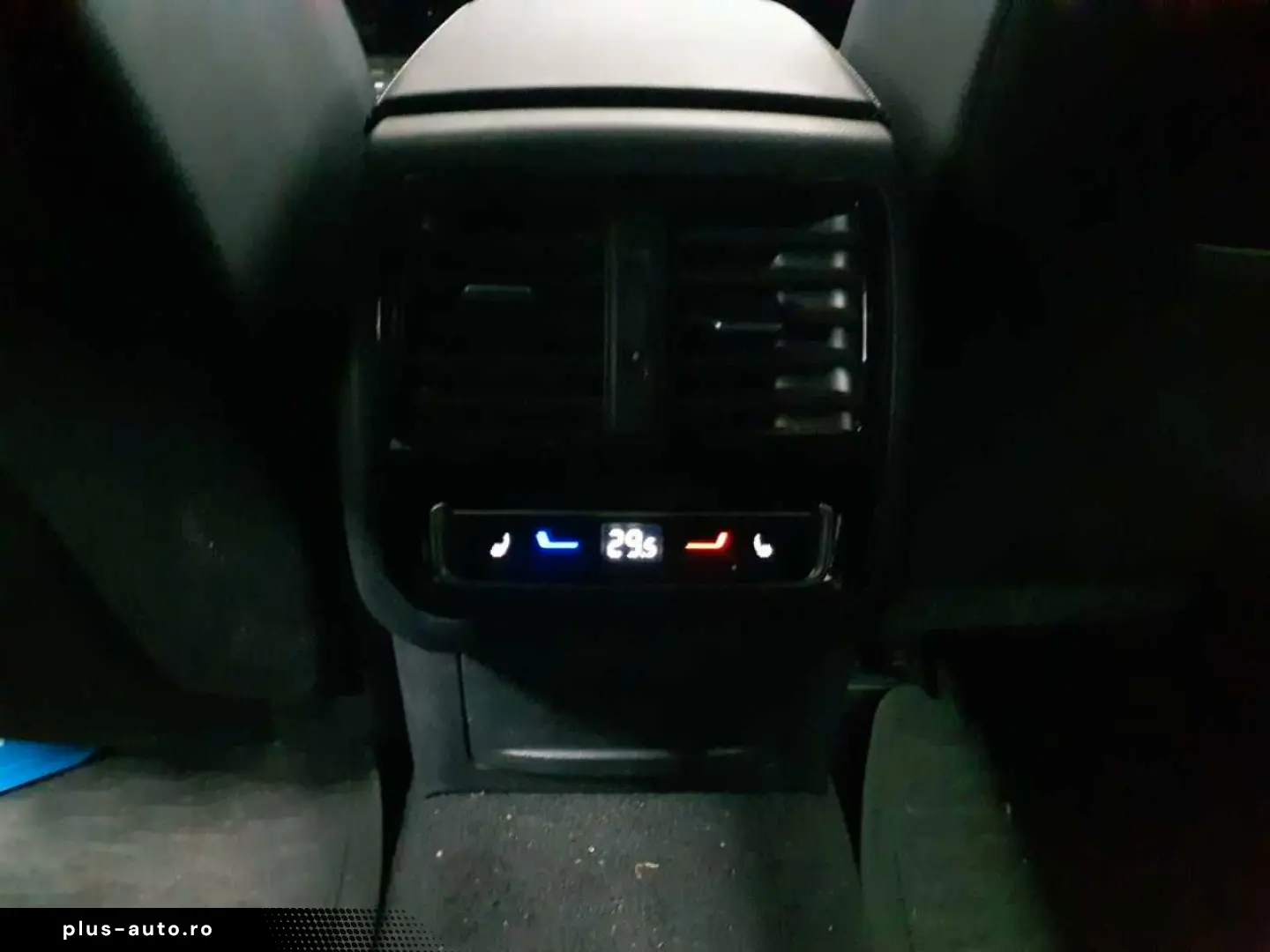 VW Arteon 2.0 TSI R-Line Leder NAV DCC