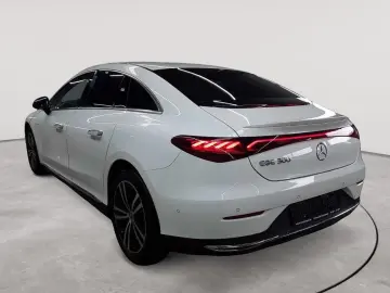 MERCEDES-BENZ EQE 300 Edition Electric Art AHK Leder