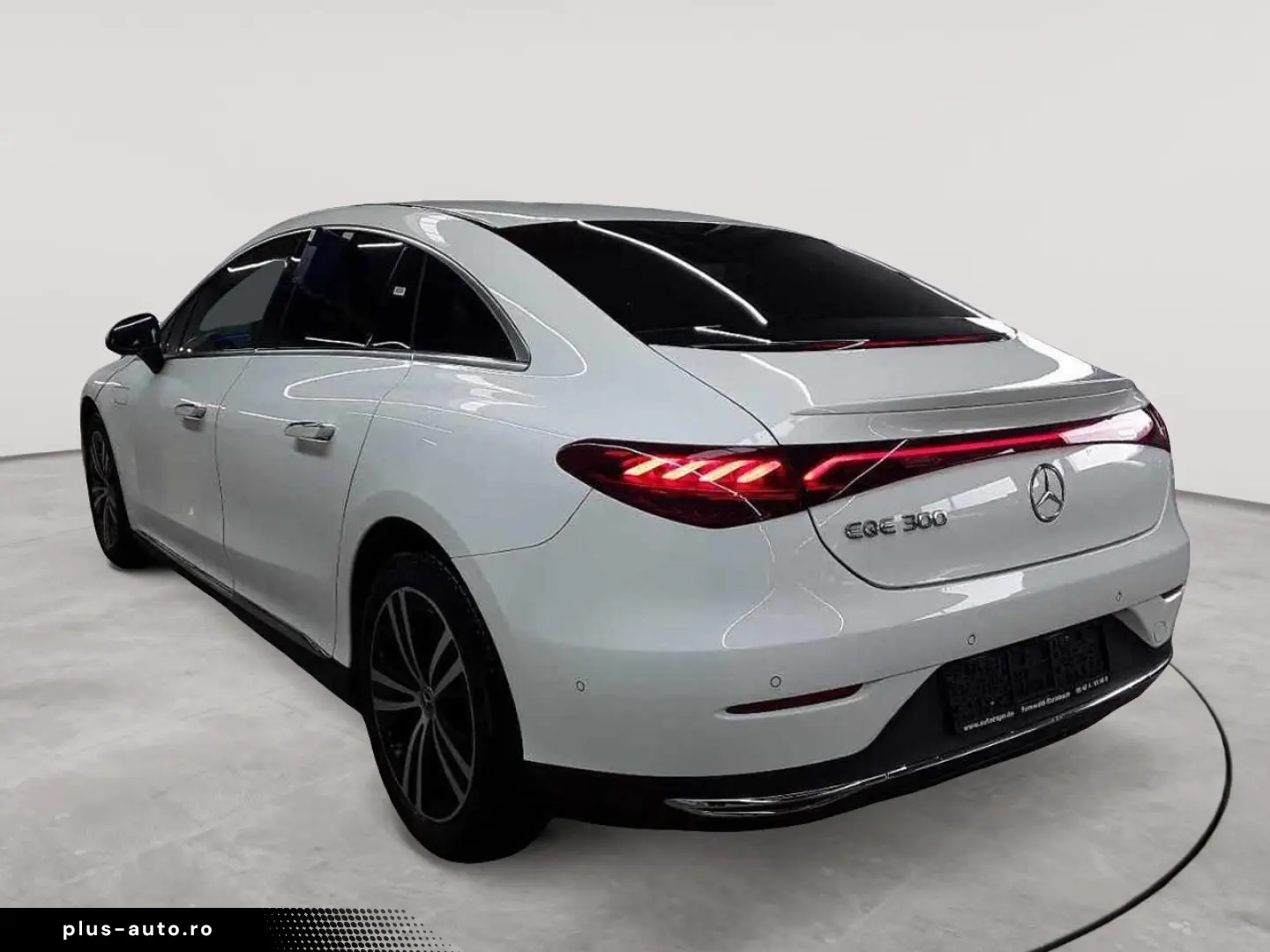 MERCEDES-BENZ EQE 300 Edition Electric Art AHK Leder