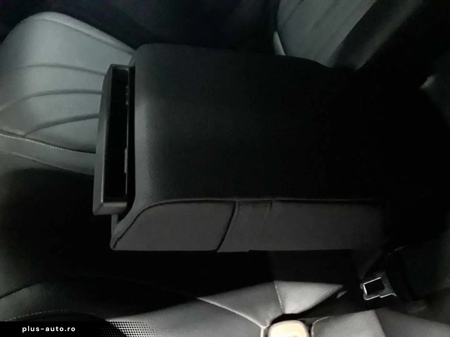 MERCEDES-BENZ EQE 300 Edition Electric Art AHK Leder