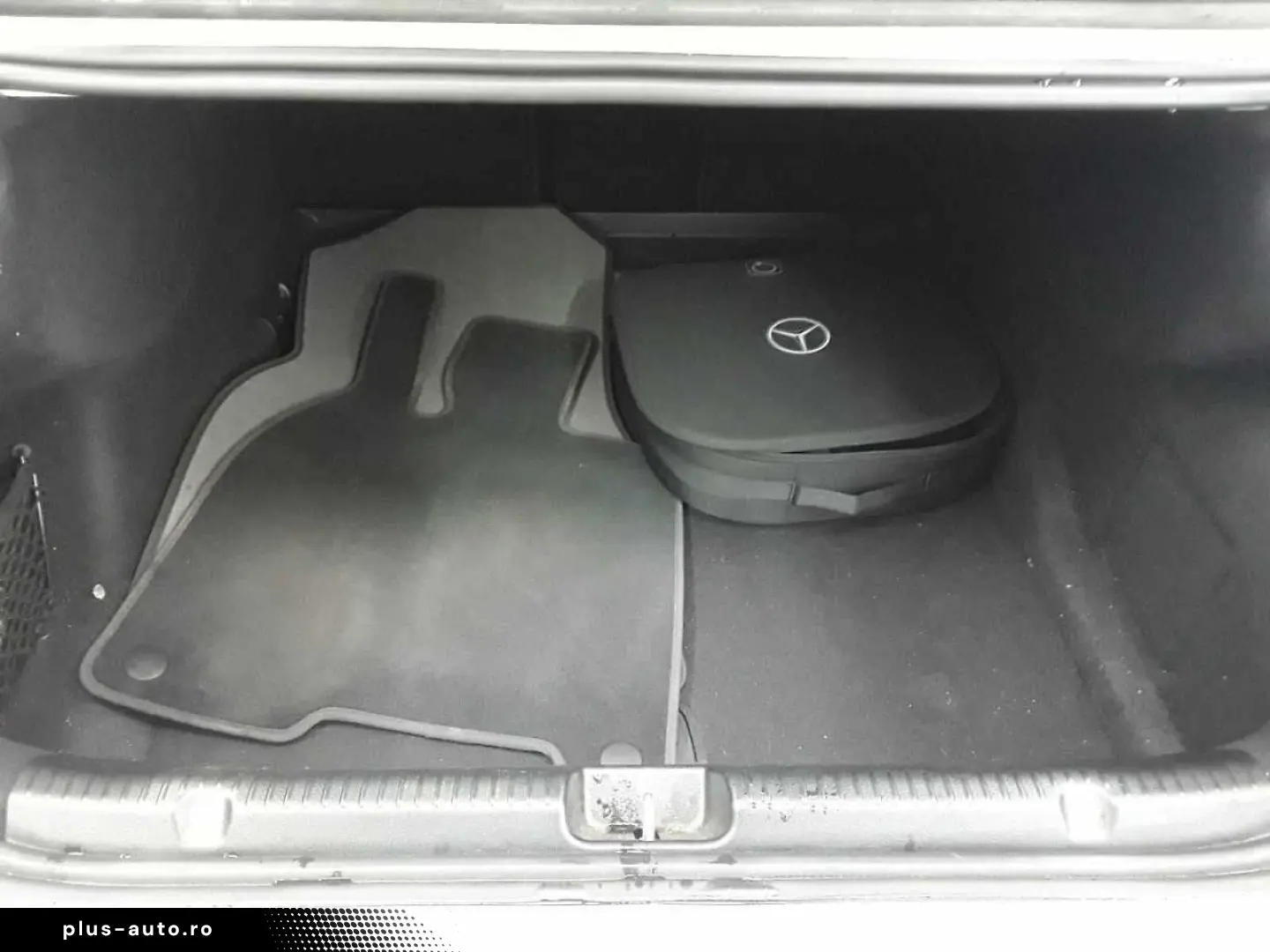 MERCEDES-BENZ EQE 300 Edition Electric Art AHK Leder