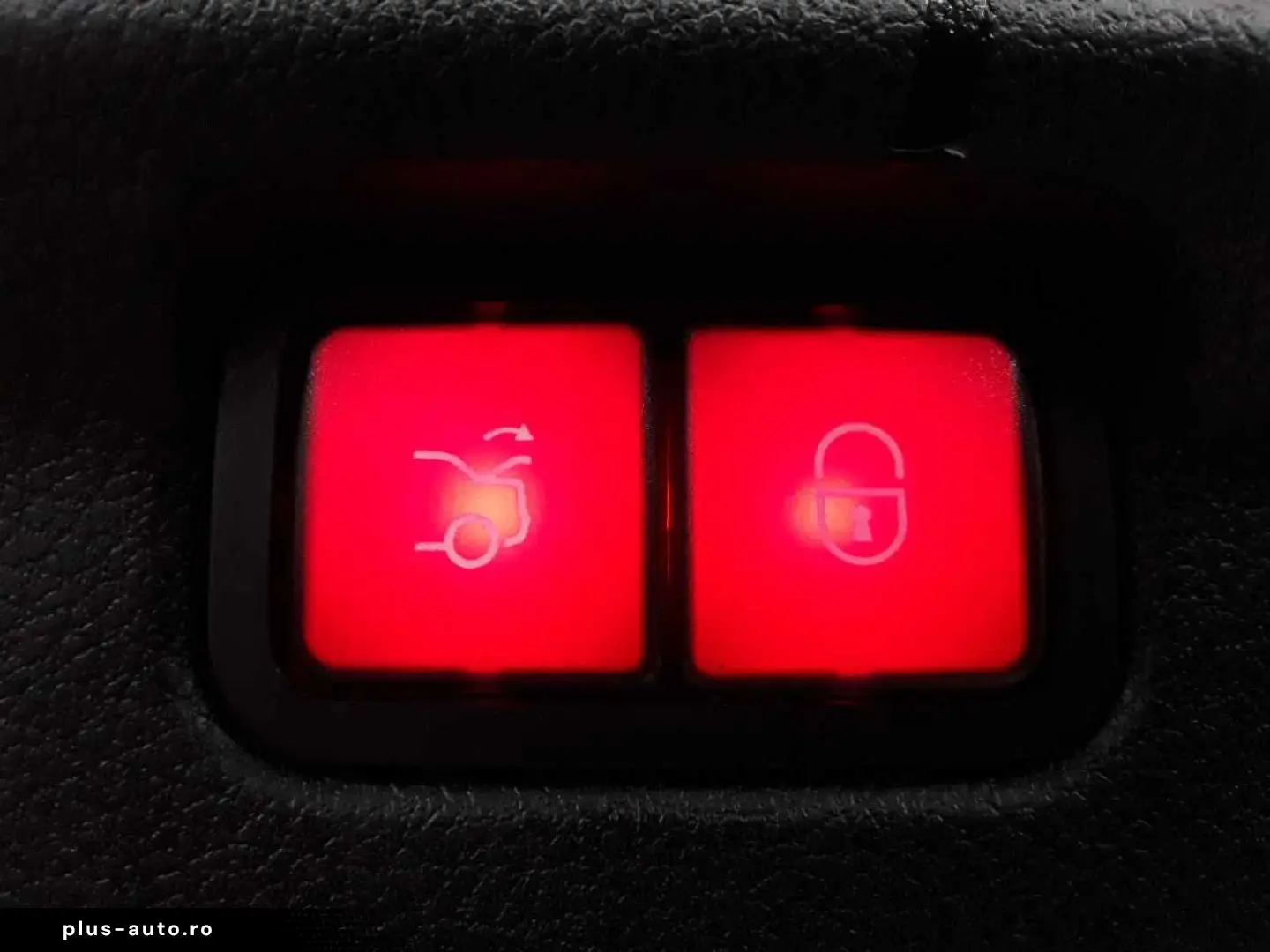 MERCEDES-BENZ EQE 300 Edition Electric Art AHK Leder