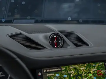 PORSCHE Cayenne E-Hyb Coupé PlatinumEdt SportDesign Pano