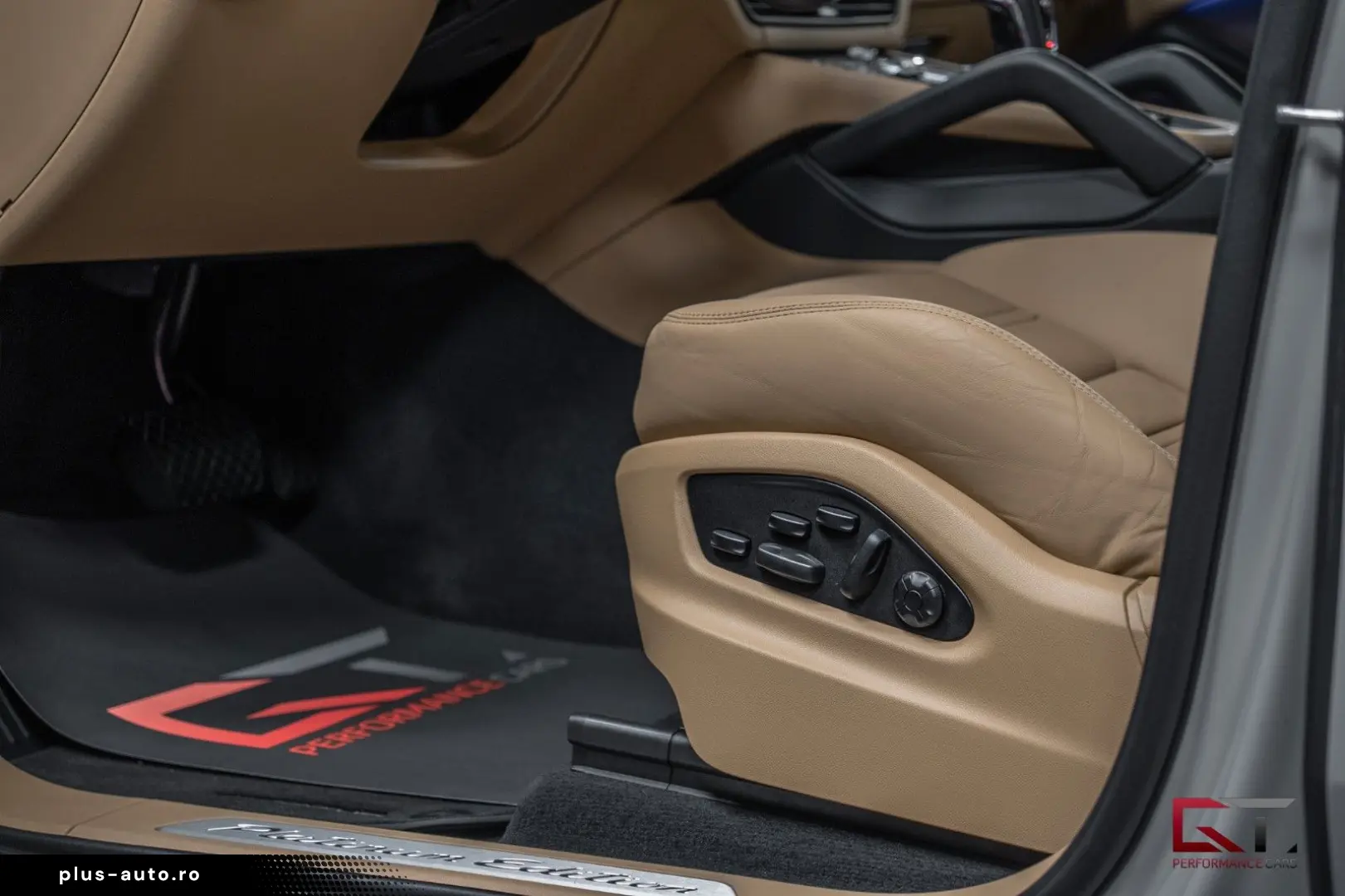 PORSCHE Cayenne E-Hyb Coupé PlatinumEdt SportDesign Pano