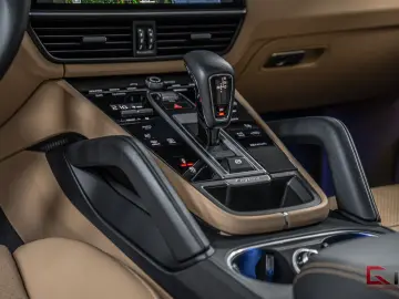 PORSCHE Cayenne E-Hyb Coupé PlatinumEdt SportDesign Pano