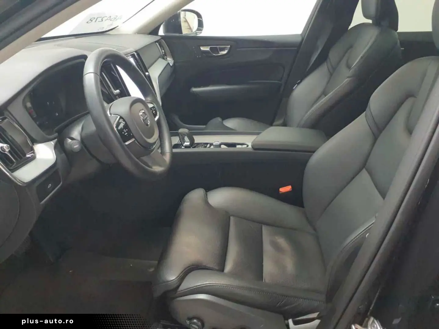 VOLVO XC60 B4 B Plus Bright PANO StandH