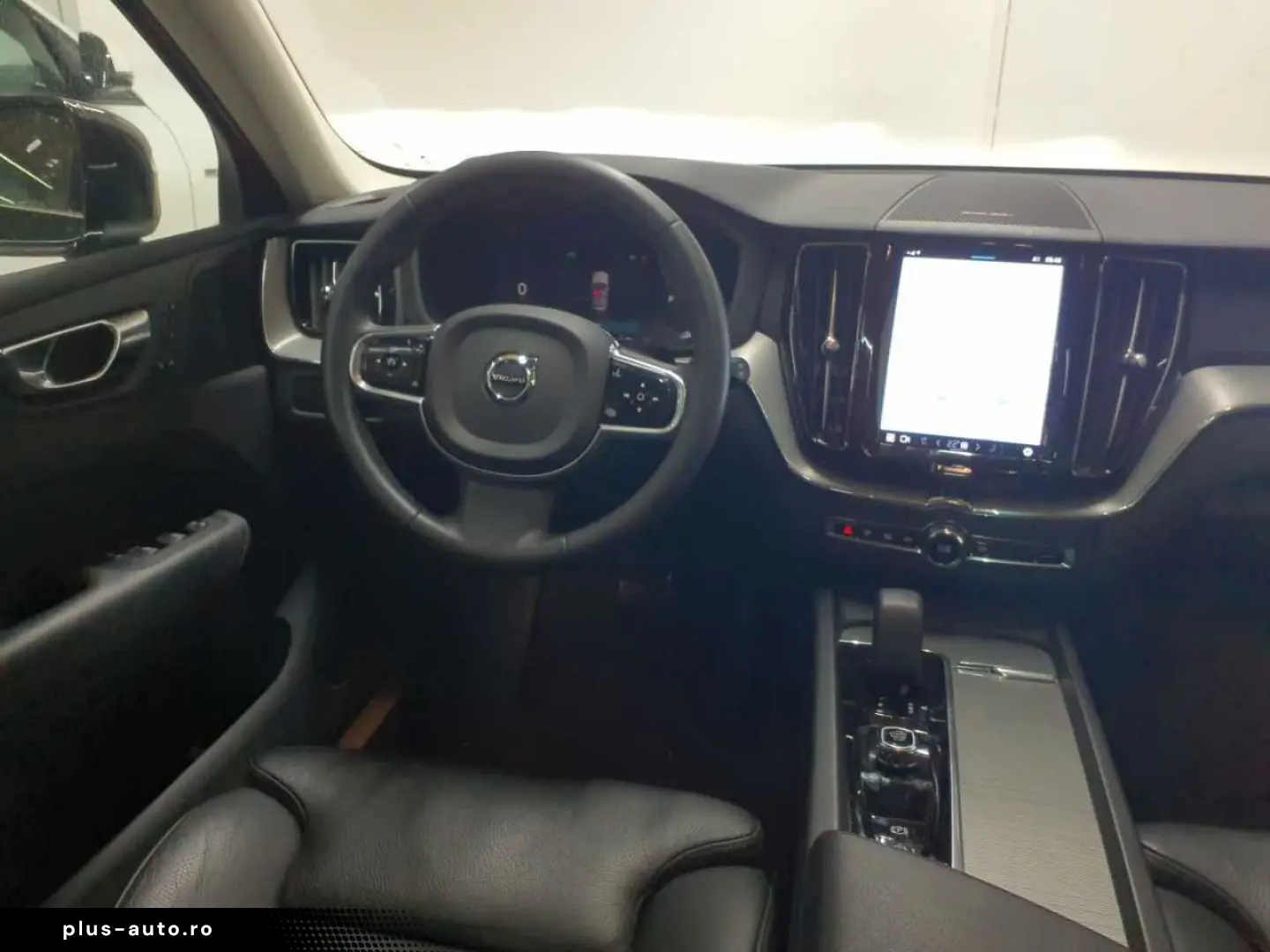 VOLVO XC60 B4 B Plus Bright PANO StandH