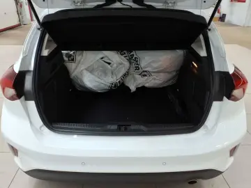 FORD Focus 1.5 EB COOL&CONNECT NAV SHZ