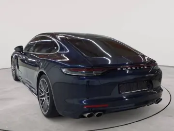 PORSCHE Panamera Turbo S E-Hybrid Sport Design