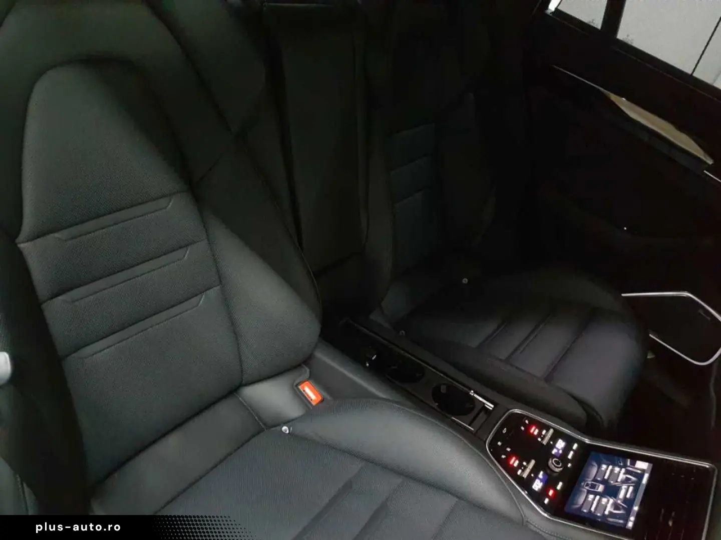 PORSCHE Panamera Turbo S E-Hybrid Sport Design