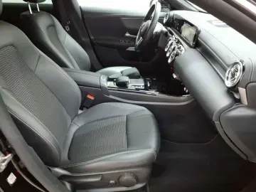 MERCEDES-BENZ CLA 250 e SB-Progressive PANO LED BusiP