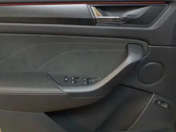 SKODA Kodiaq 2.0 TDI 4x4 DSG Sportline NAV RFK