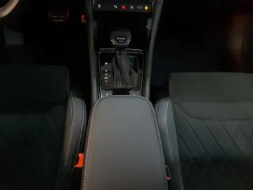 SKODA Kodiaq 2.0 TDI 4x4 DSG Sportline NAV RFK