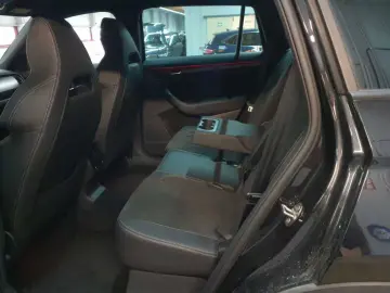 SKODA Kodiaq 2.0 TDI 4x4 DSG Sportline NAV RFK