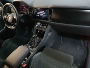 SKODA Kodiaq 2.0 TDI 4x4 DSG Sportline NAV RFK