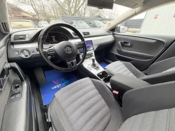 Volkswagen Passat-Cc