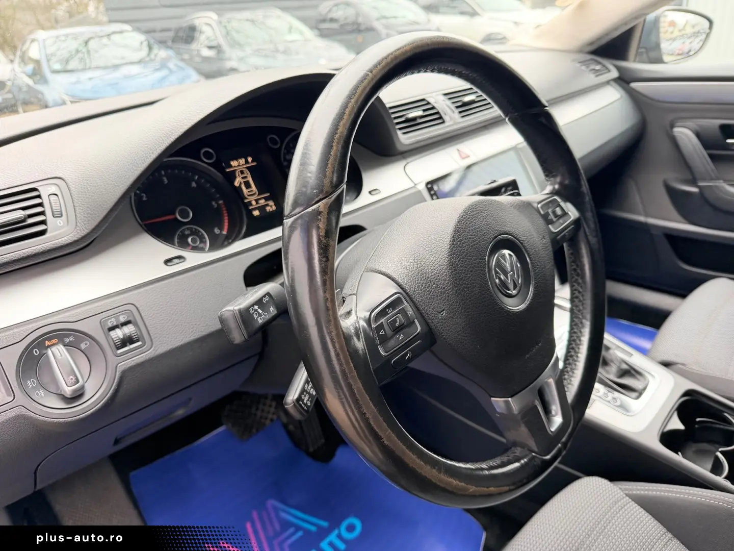 Volkswagen Passat-Cc