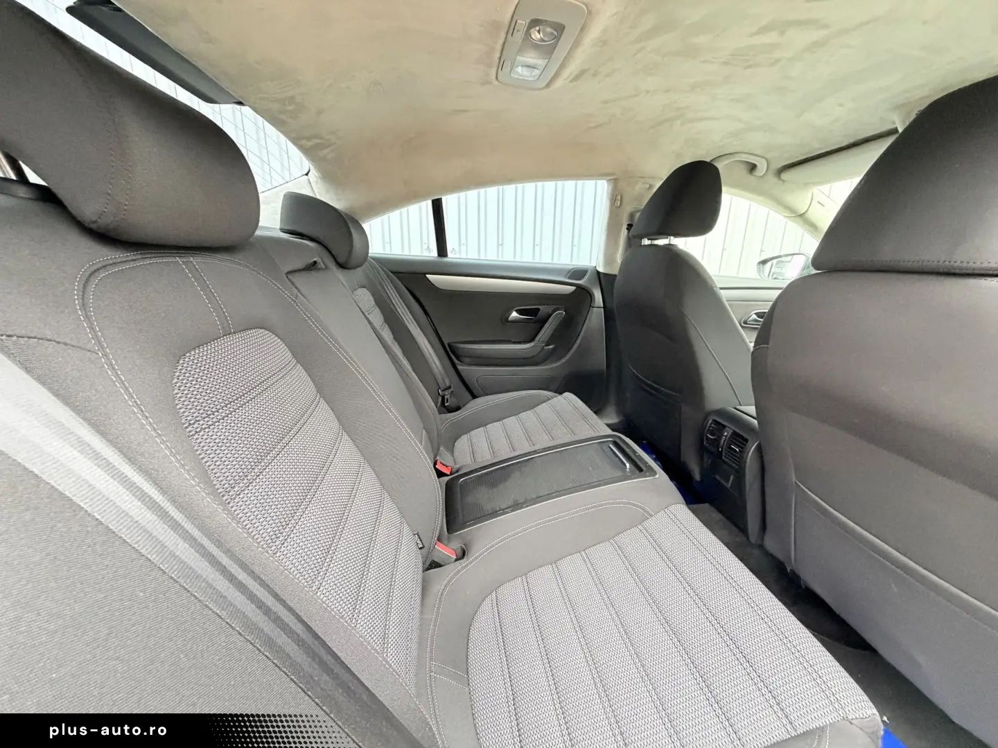 Volkswagen Passat-Cc