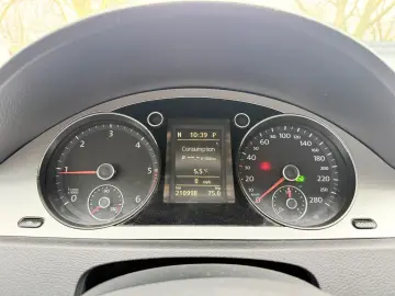 Volkswagen Passat-Cc