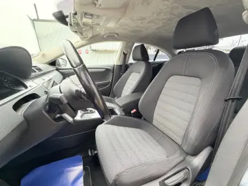 Volkswagen Passat-Cc