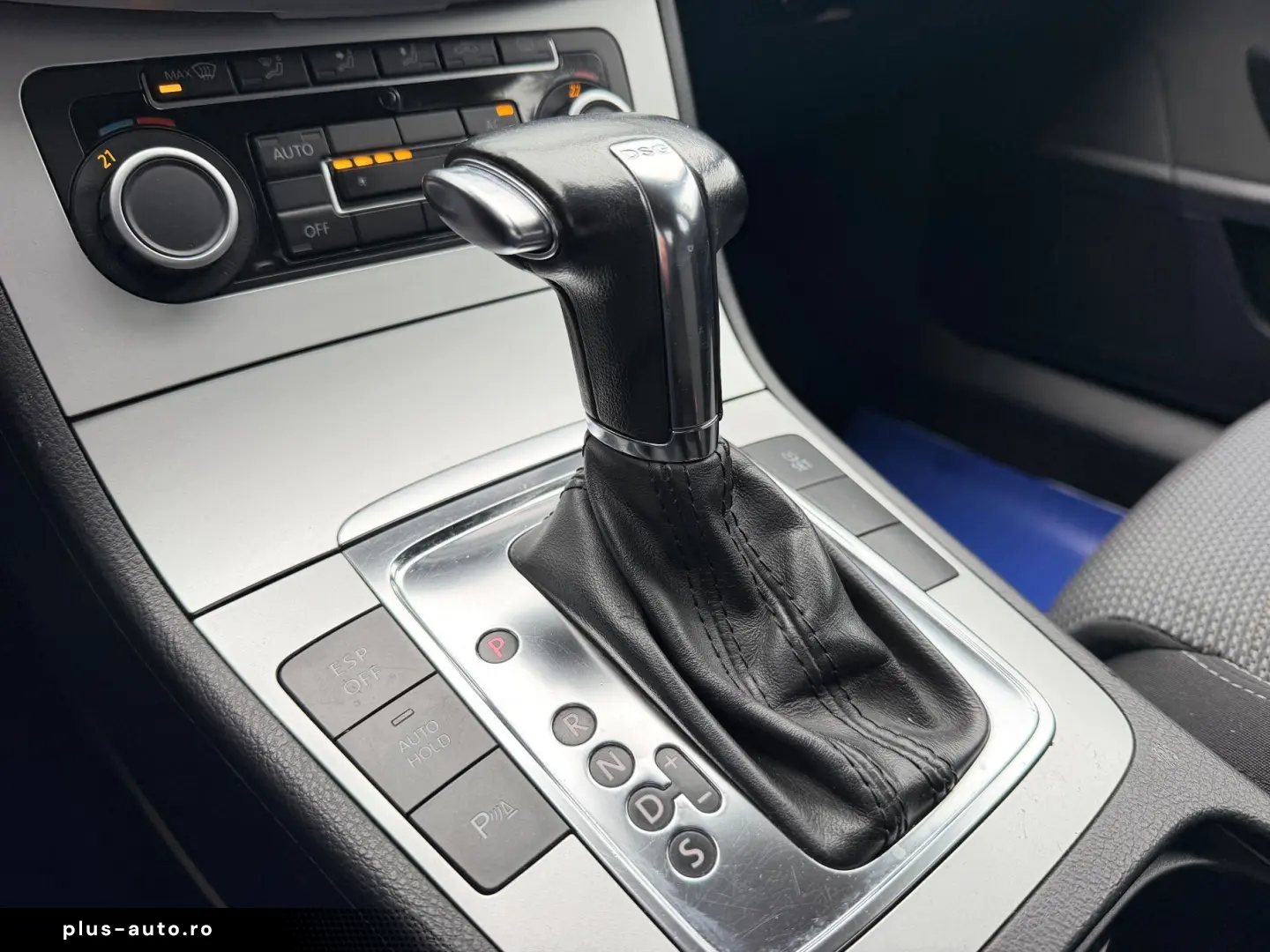 Volkswagen Passat-Cc