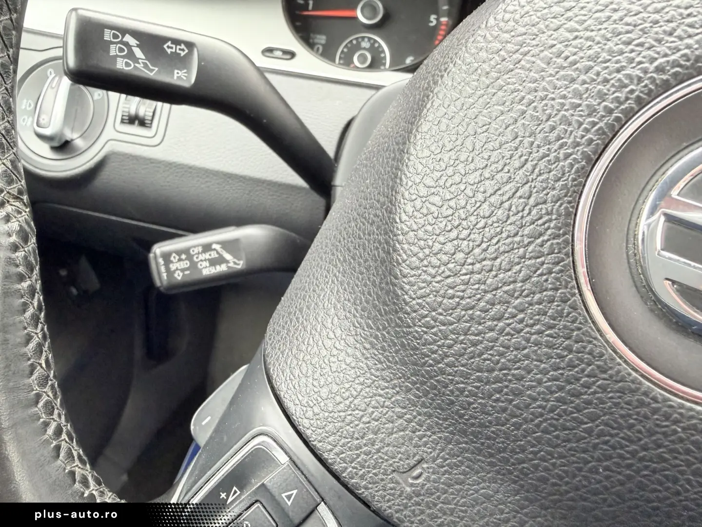 Volkswagen Passat-Cc