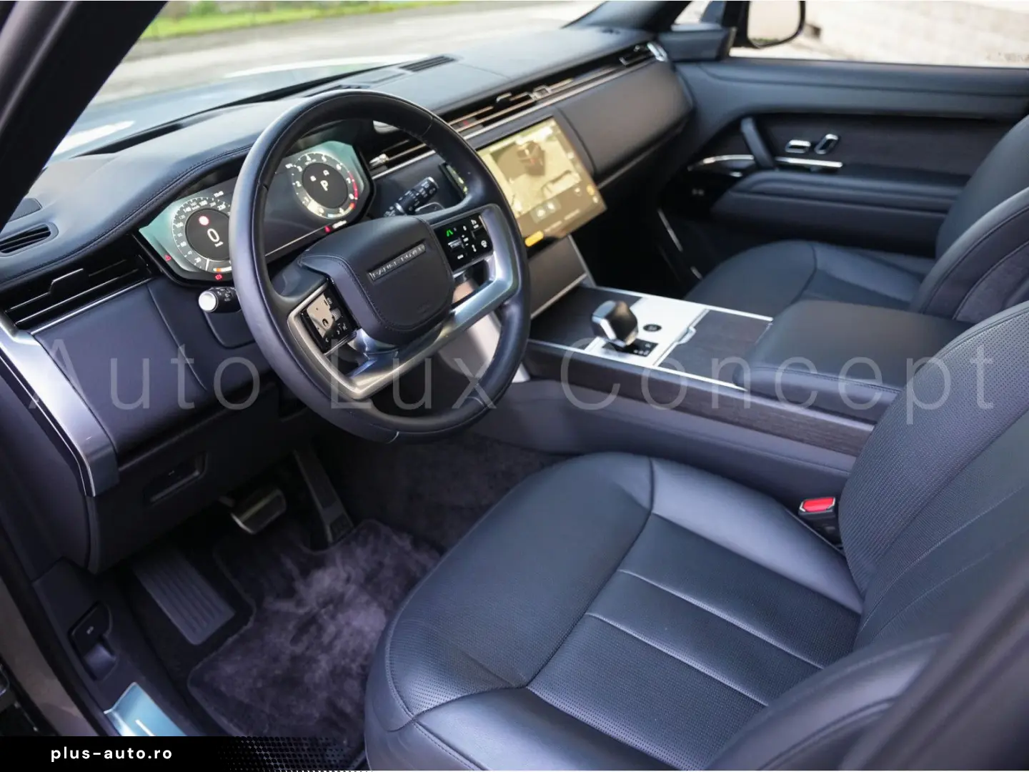 LAND ROVER Range Rover P615 SV LWB Intrepid Signature Suite