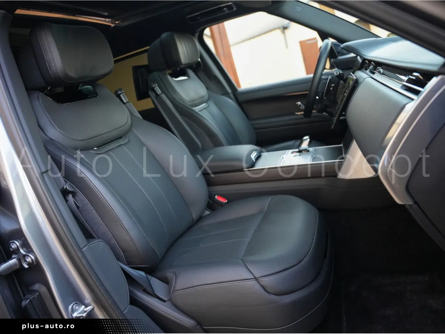 LAND ROVER Range Rover P615 SV LWB Intrepid Signature Suite