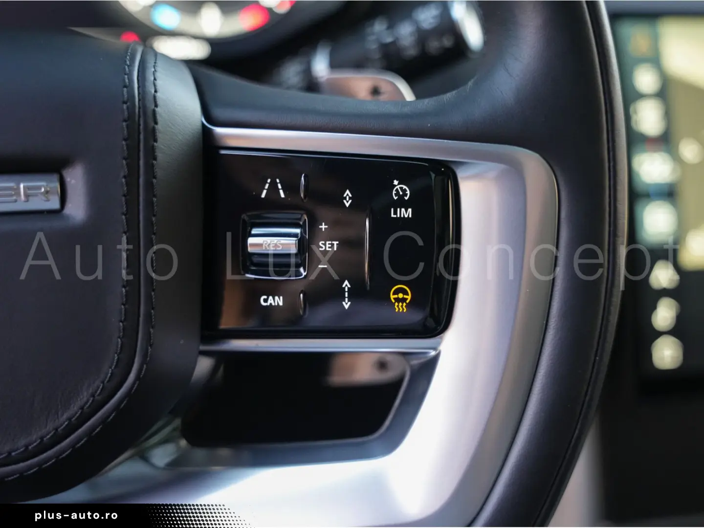 LAND ROVER Range Rover P615 SV LWB Intrepid Signature Suite