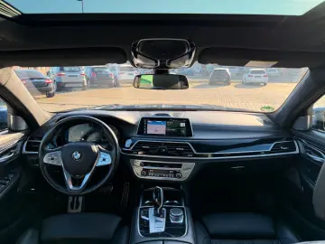 BMW 740d xDrive M Sport Massage Laser HeadUp B&W