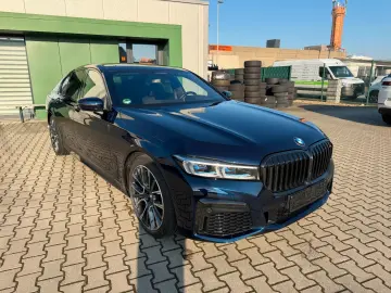 BMW 740d xDrive M Sport Massage Laser HeadUp B&W