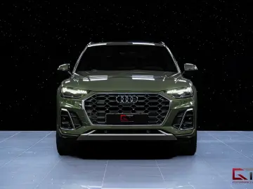 AUDI Q5 55 e Q S-Line Evolution 20  Pano Matrix Tow