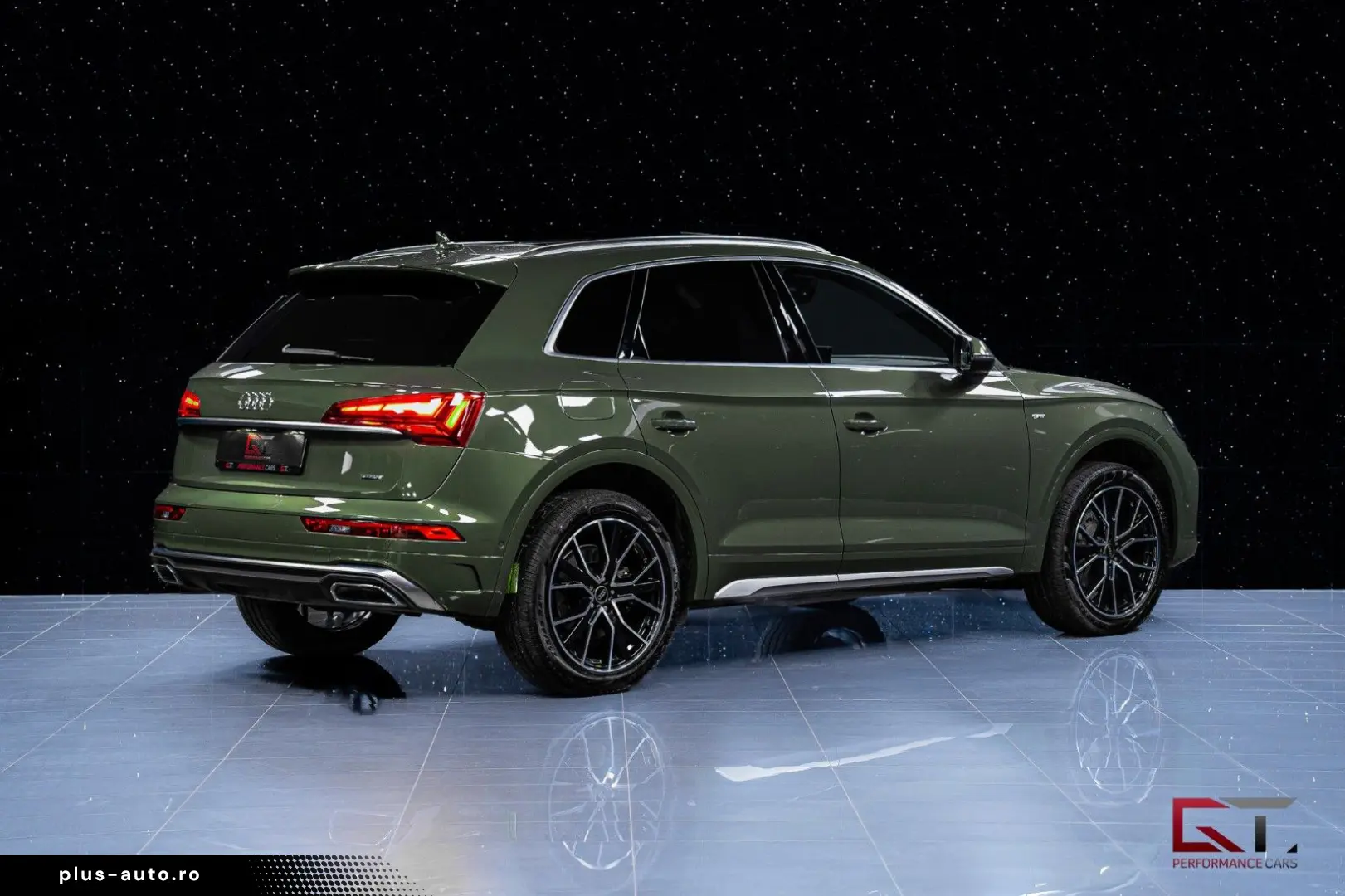 AUDI Q5 55 e Q S-Line Evolution 20  Pano Matrix Tow