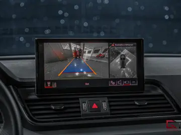 AUDI Q5 55 e Q S-Line Evolution 20  Pano Matrix Tow