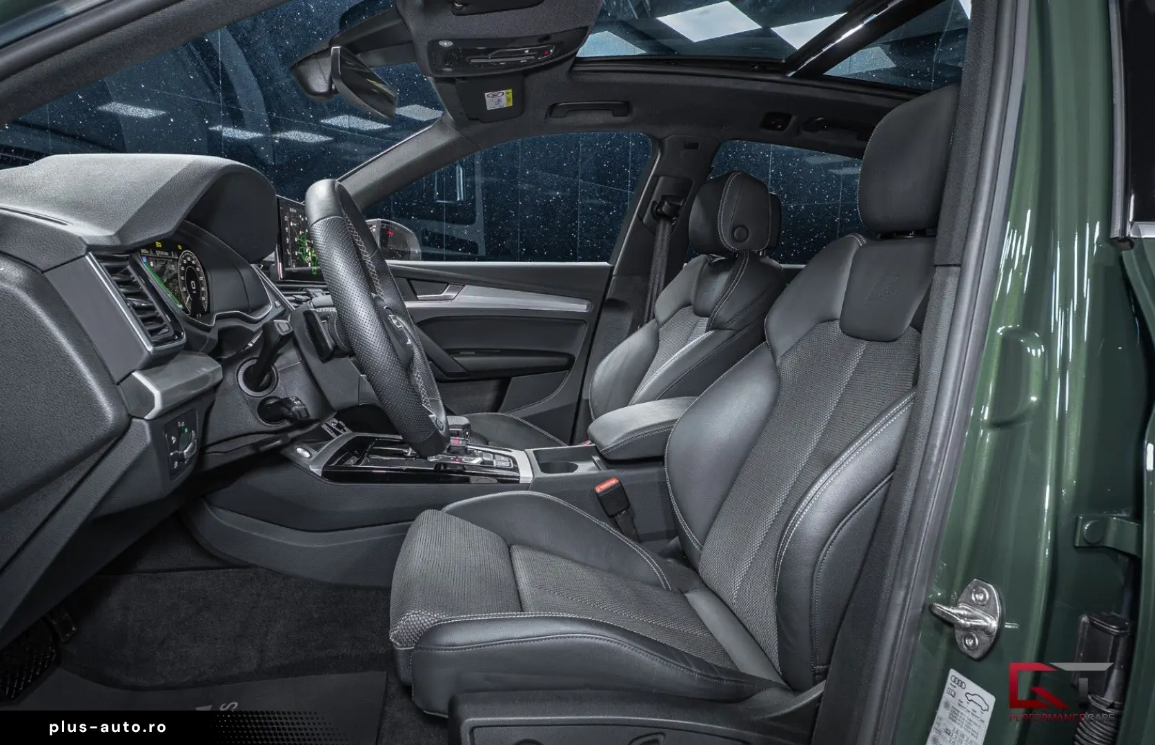 AUDI Q5 55 e Q S-Line Evolution 20  Pano Matrix Tow