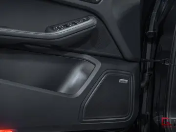 PORSCHE Macan S FACELIFT PDK 14way Pano BOSE PASM 21