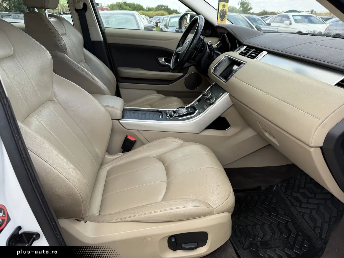 8000e avans 7000e în 3 luni