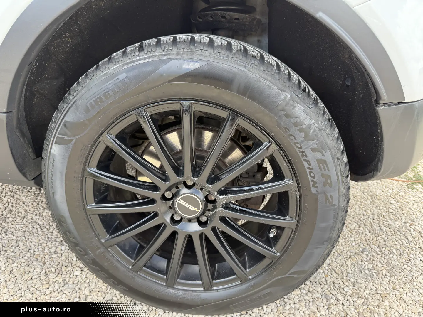 8000e avans 7000e în 3 luni