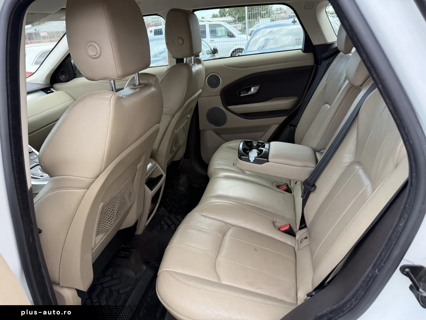 8000e avans 7000e în 3 luni