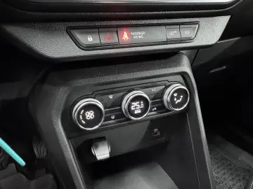 Dacia Logan TCe 90 MT6 Comfort