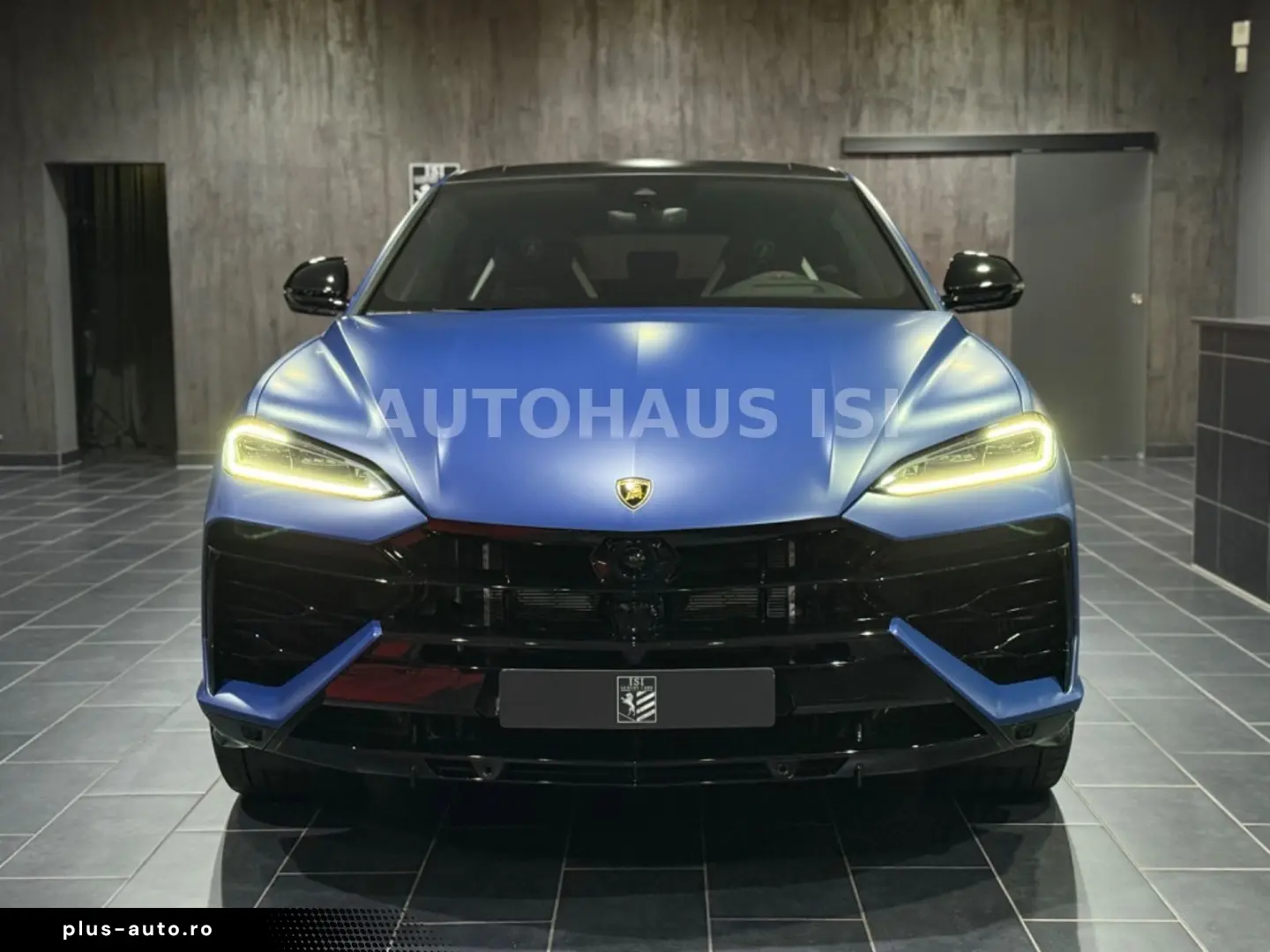 LAMBORGHINI Urus SE BLU GRIFO MATT AD-PERSONAM CARBON 3D B&O