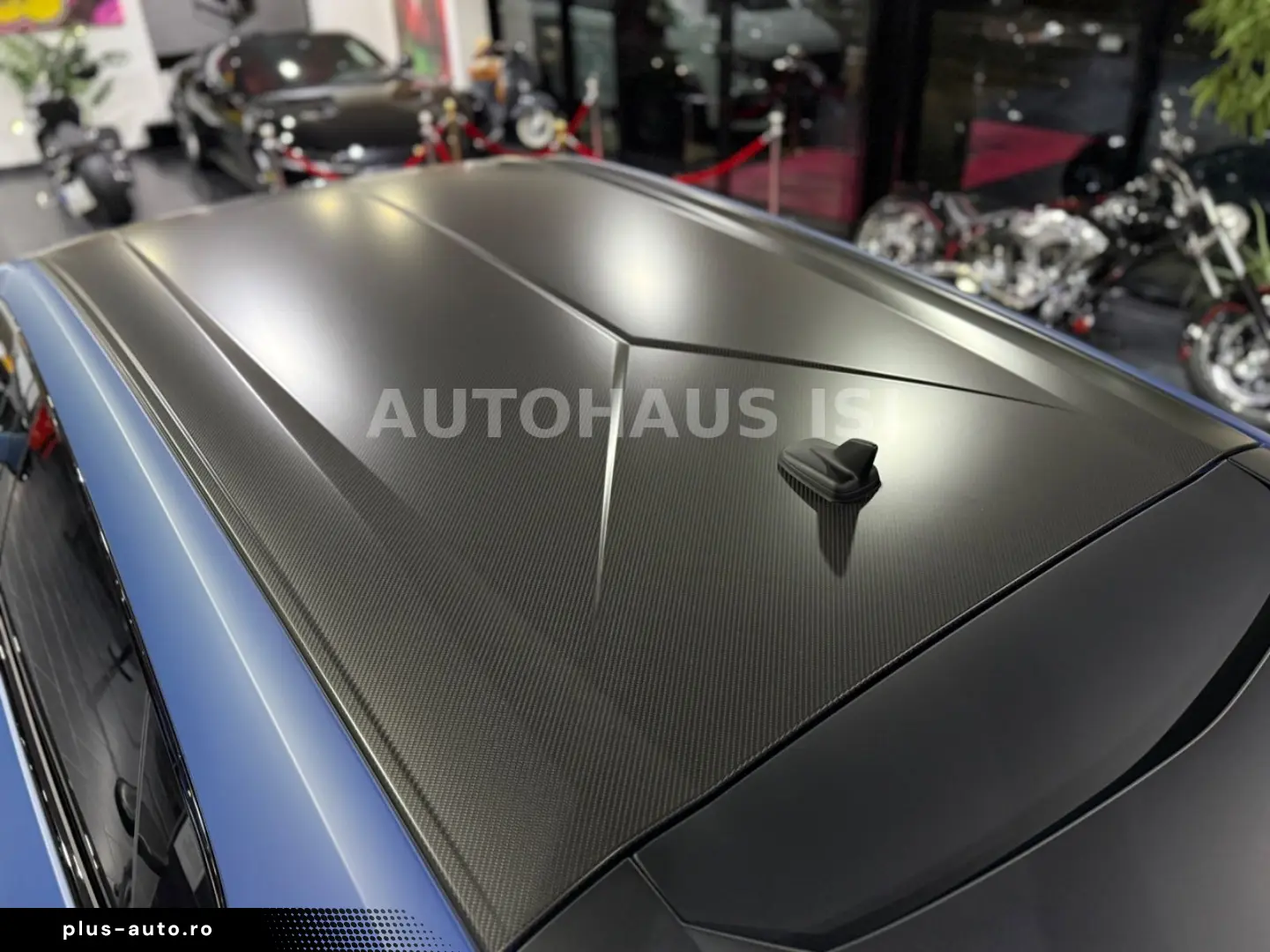 LAMBORGHINI Urus SE BLU GRIFO MATT AD-PERSONAM CARBON 3D B&O