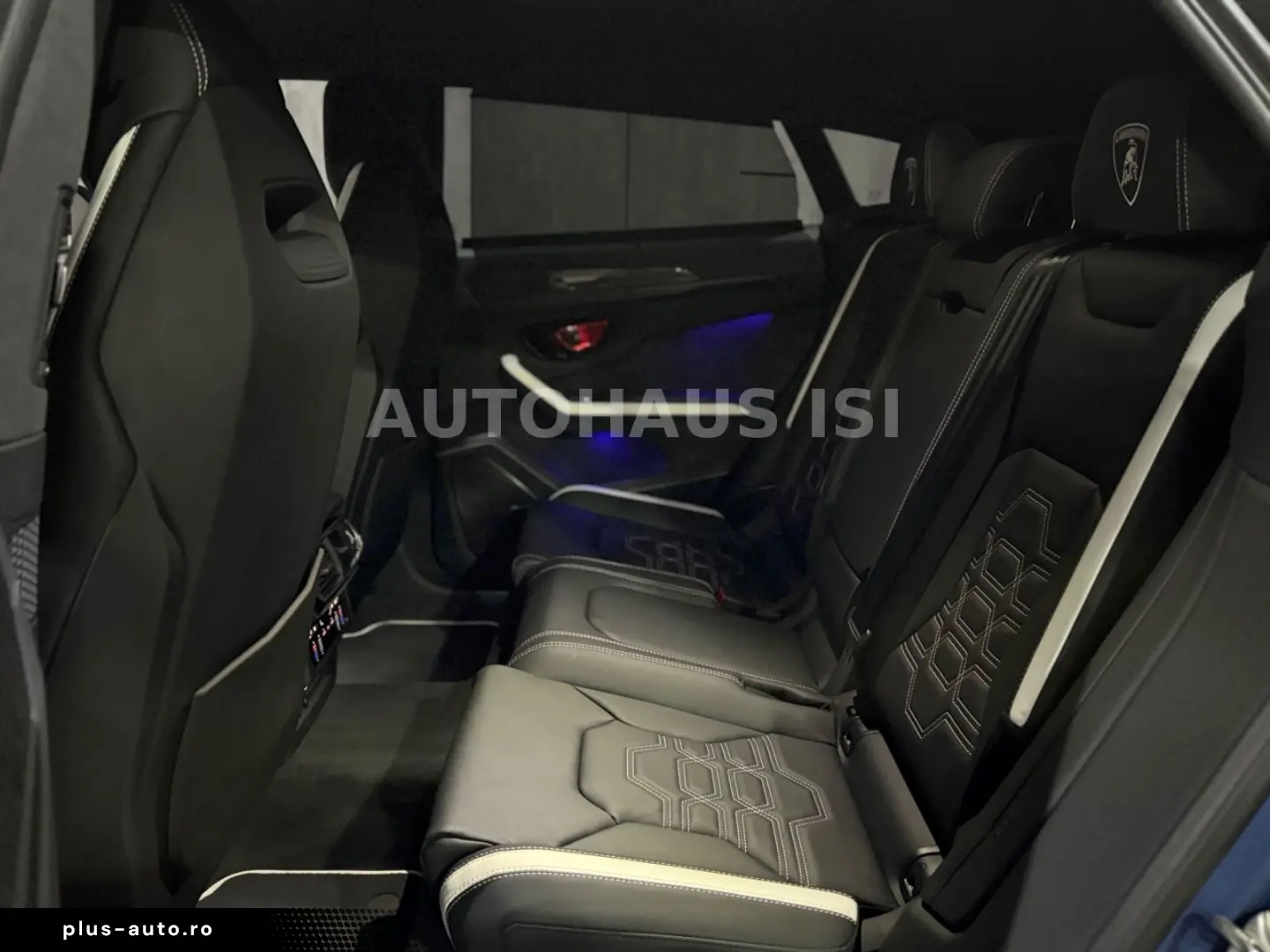 LAMBORGHINI Urus SE BLU GRIFO MATT AD-PERSONAM CARBON 3D B&O