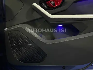 LAMBORGHINI Urus SE BLU GRIFO MATT AD-PERSONAM CARBON 3D B&O